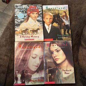 Heartland 🐴 Books - (5) - #1, 12, 13, 20 & A Holiday Memory